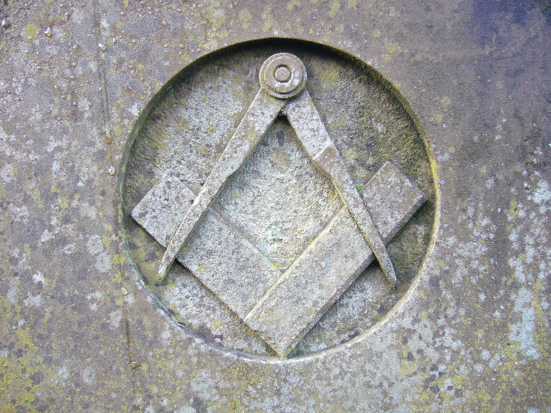 Square and Compasses carved in stone